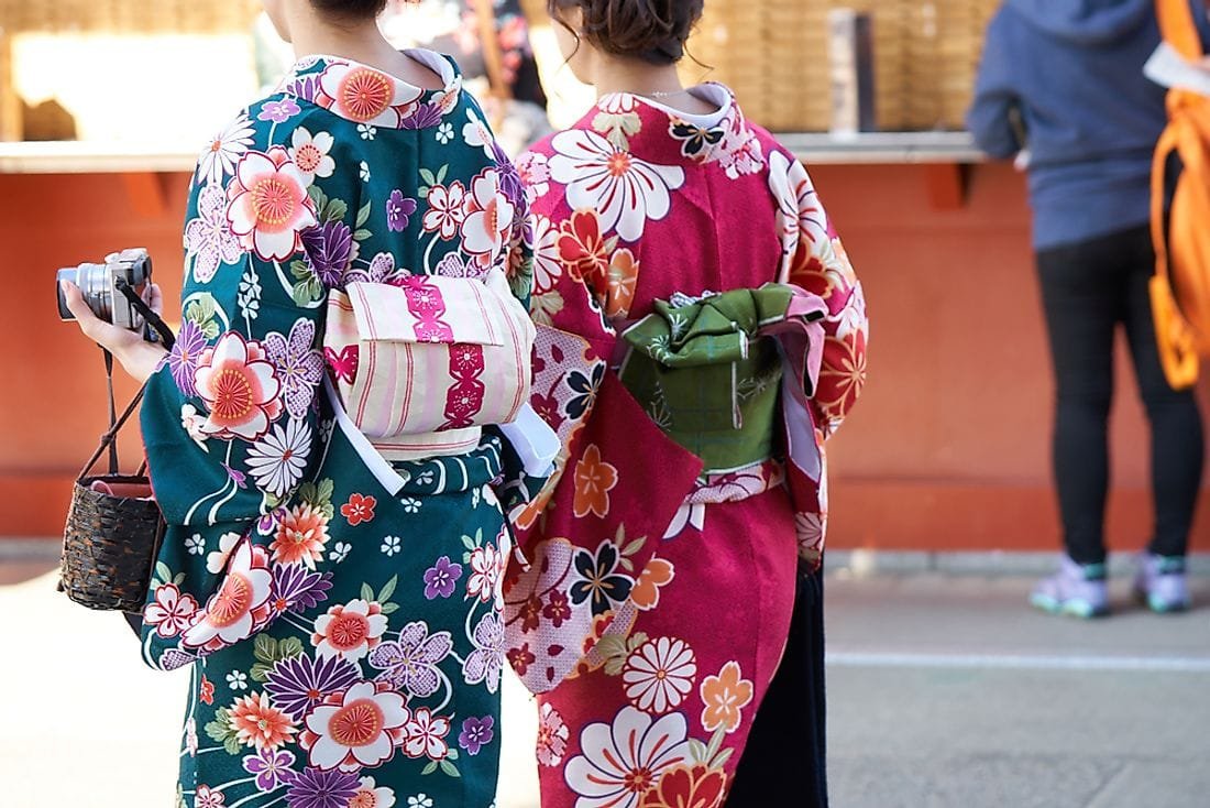 Traditional Jaense Clothing